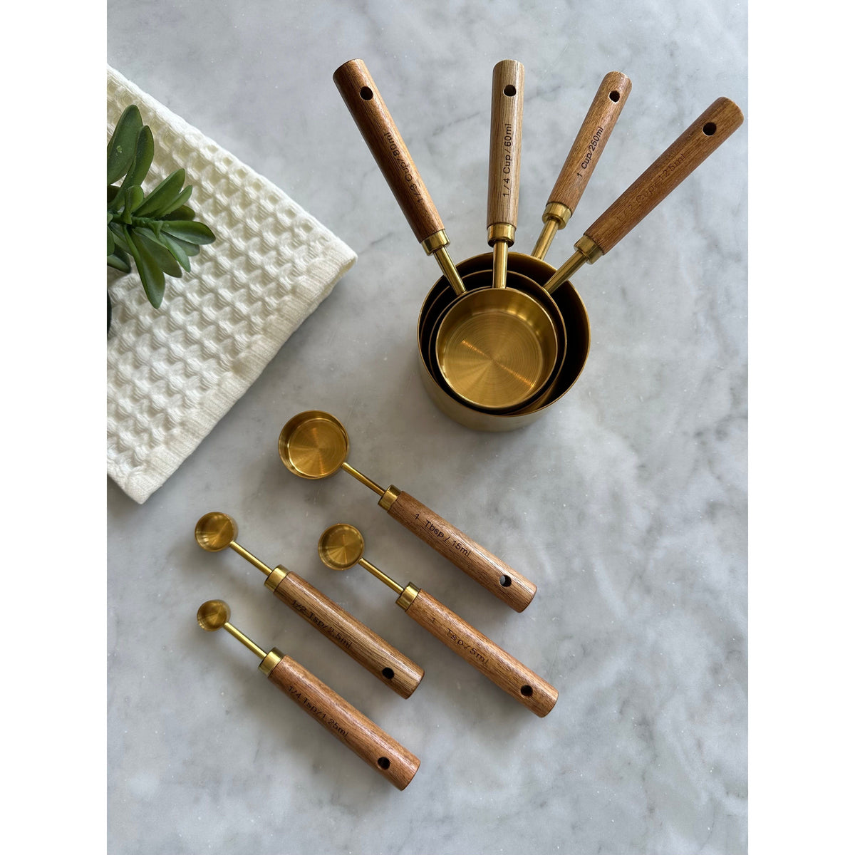 Acacia Wood & Gold Measuring Cups and Spoons – 8-Piece Set